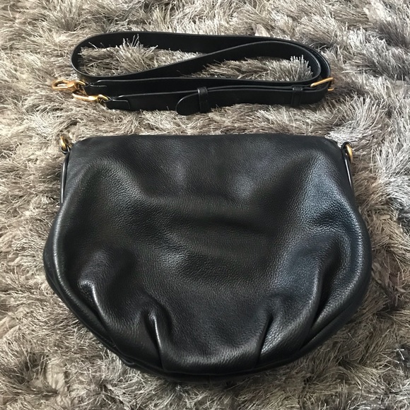 Classic Q Natasha Cross Body - Picture 2 of 8